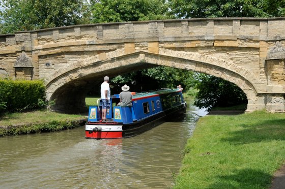 Navigating the Grand Union Canal