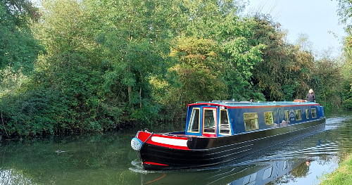 Narrowboating Holidays on the Grand Union Canal